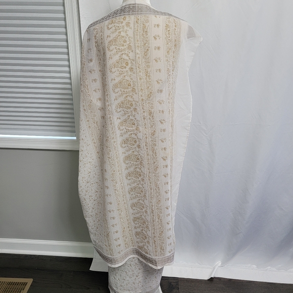 White, gray/grey, brown polyester saree/sari for party - Picture 5 of 13